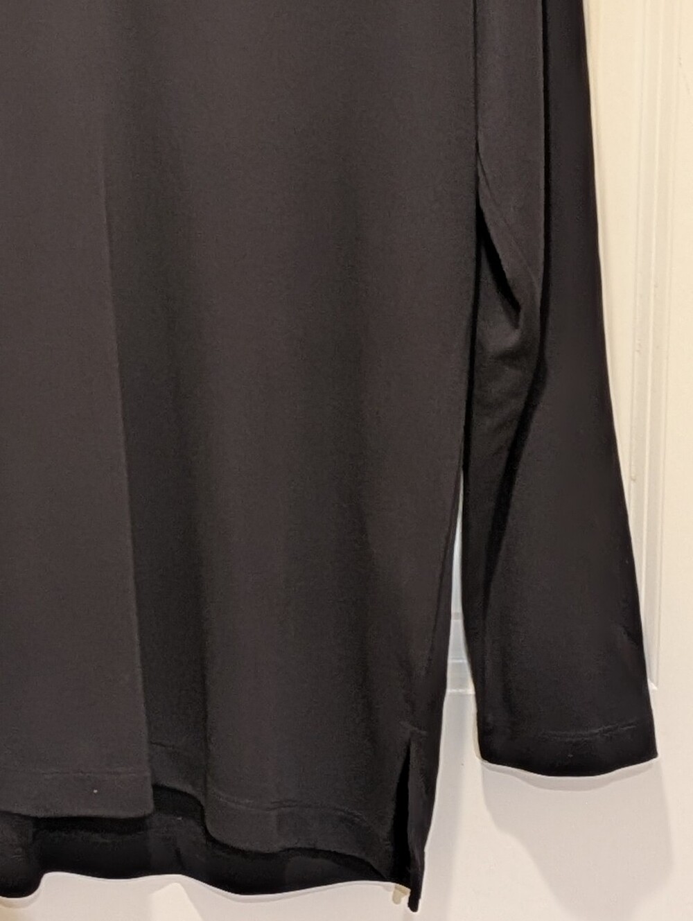EUC Liz Claiborne Petite M Black Rayon Semi Sheer V-Neck Top - Picture 3 of 5